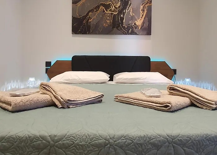 Giolanda Patrasso - Modern In The Center Of * Πάτρα