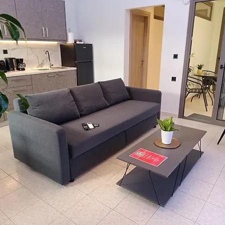 Giolanda Patrasso - Modern In The Center Of Apartment Patras