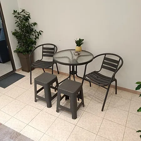 Giolanda Patrasso - Modern In The Center Of Apartment