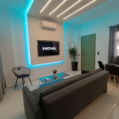 Apartment Giolanda Patrasso - Modern In The Center Of