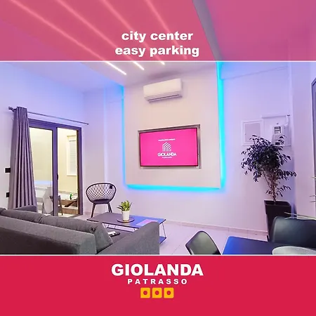 Giolanda Patrasso - Modern In The Center Of Apartment *