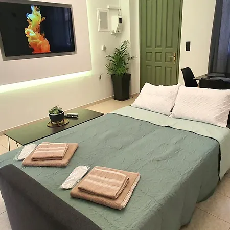 Giolanda Patrasso - Modern In The Center Of 아파트 *