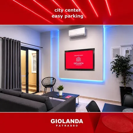 Giolanda Patrasso - Modern In The Center Of