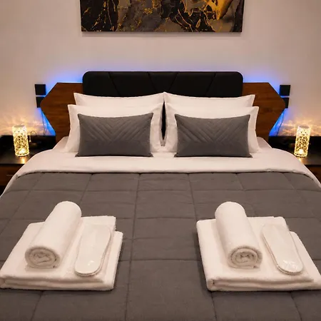 Apartment Giolanda Patrasso - Modern In The Center Of