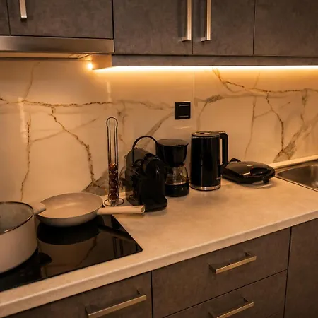 Apartament Giolanda Patrasso - Modern In The Center Of